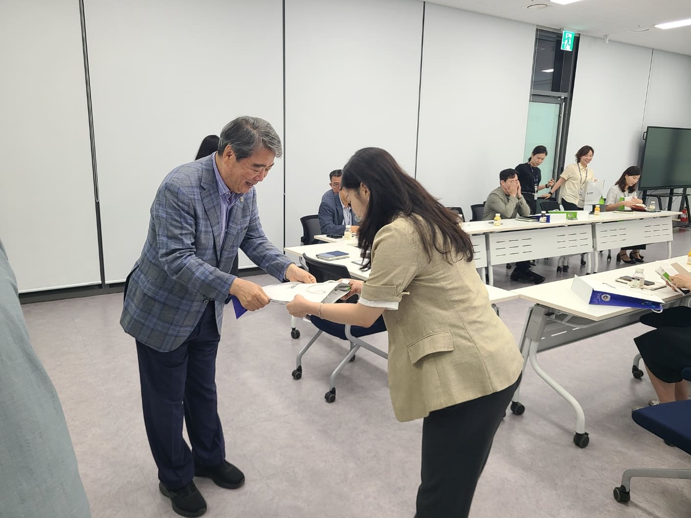 2025년 2분기 생일자 간담회('25. 6. 30.) 사진4